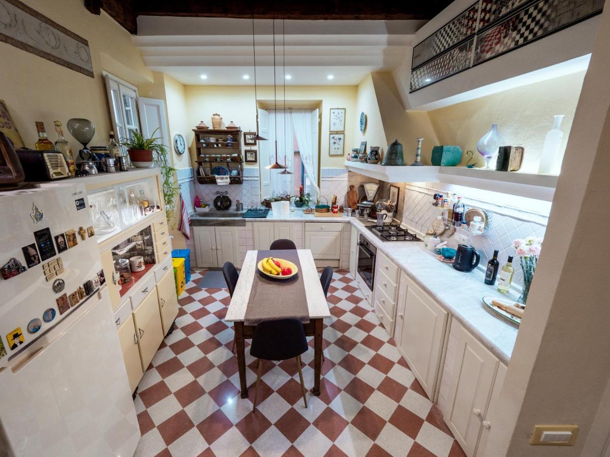 Luxury - Elegante Appartamento Nel Cuore Di Lucques Extérieur photo