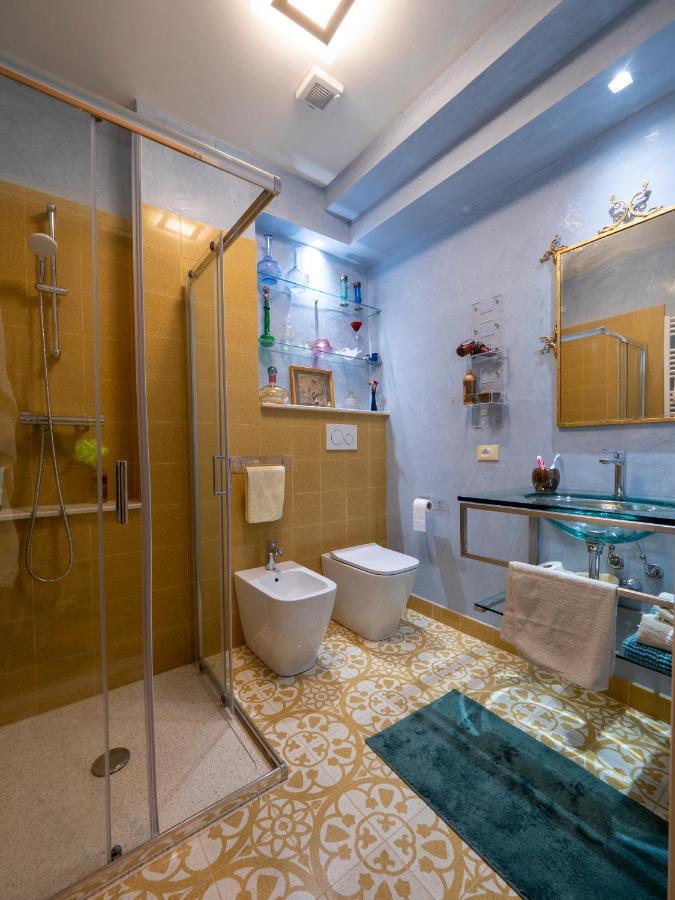 Luxury - Elegante Appartamento Nel Cuore Di Lucques Extérieur photo