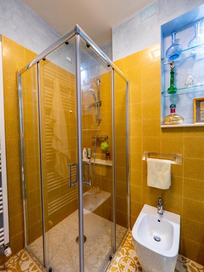 Luxury - Elegante Appartamento Nel Cuore Di Lucques Extérieur photo