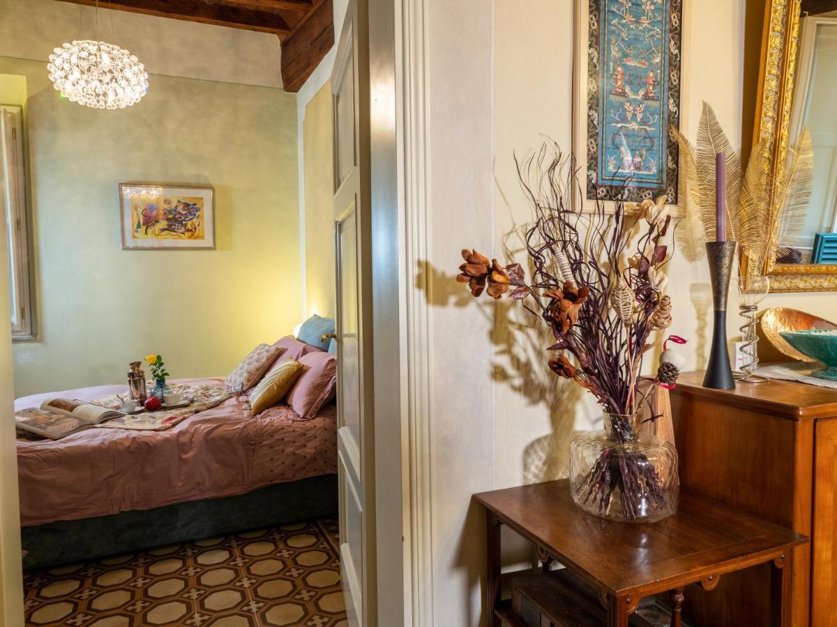 Luxury - Elegante Appartamento Nel Cuore Di Lucques Extérieur photo