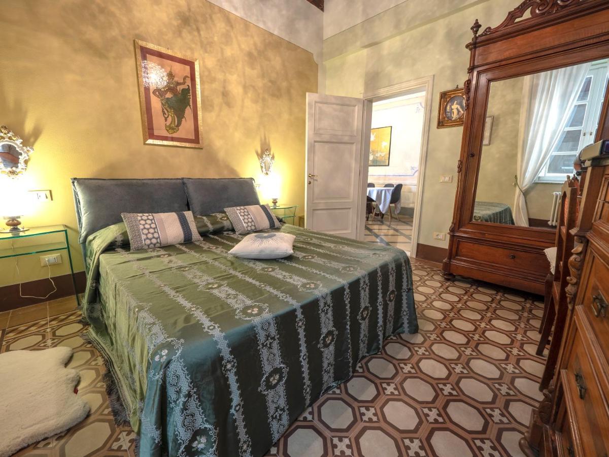 Luxury - Elegante Appartamento Nel Cuore Di Lucques Extérieur photo